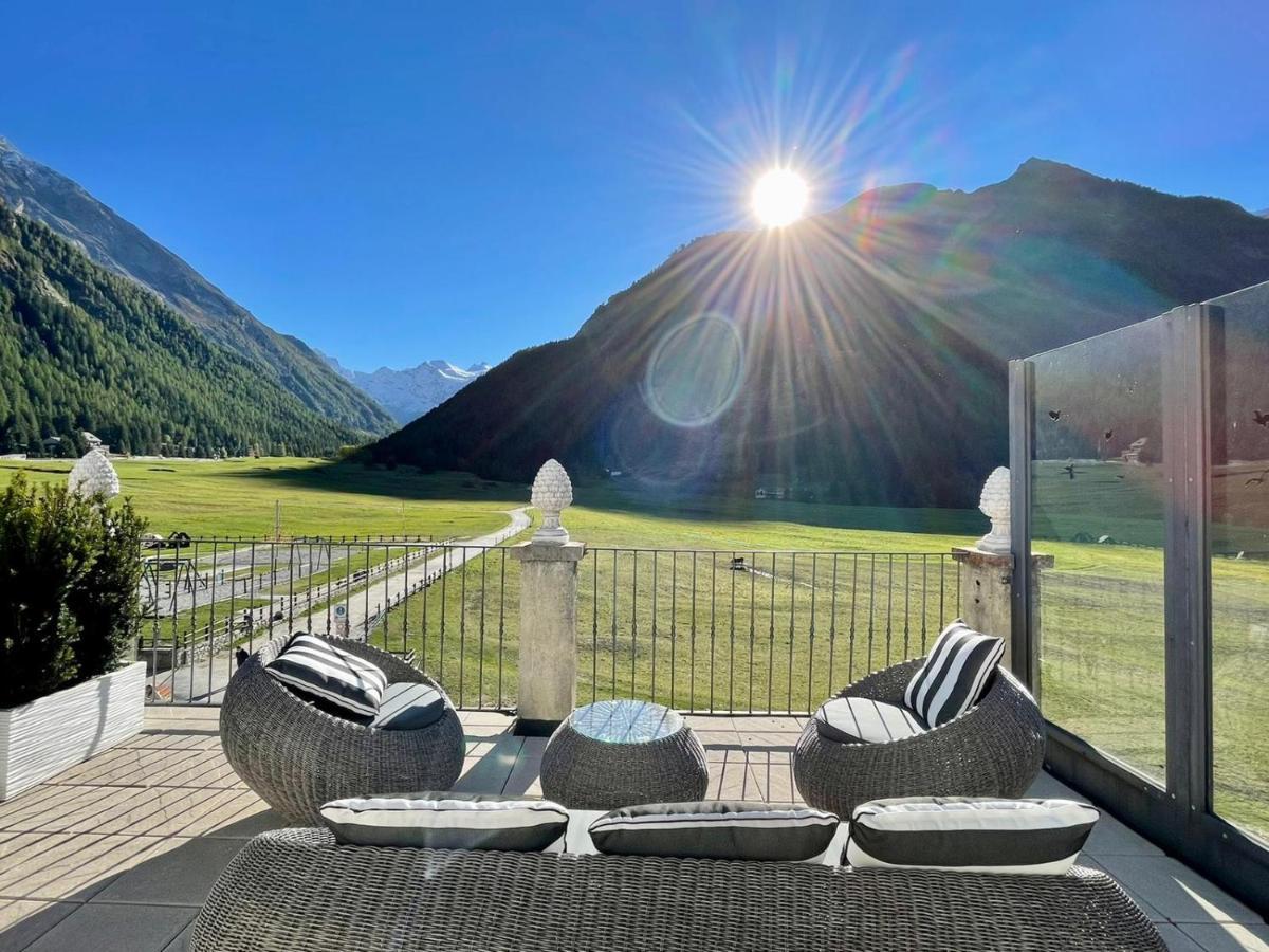 La Terrazza Apartment Cogne Bagian luar foto