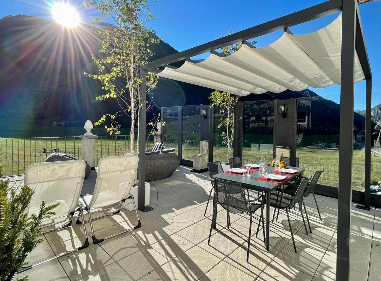 La Terrazza Apartment Cogne Bagian luar foto